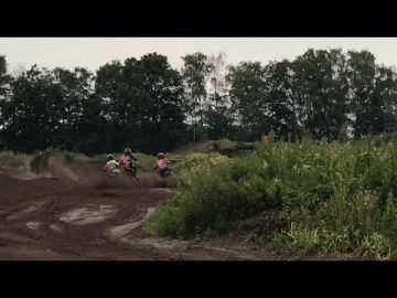 Motocross ulicote jayson @ his Yamaha 65cc against the 65cc