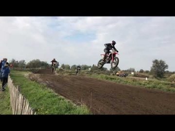 Jayson van Drunen training @mcRilland on his new Yamaha YZ 85cc