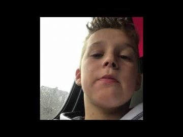 Motocrosser Jayson van drunen his first vlog in english