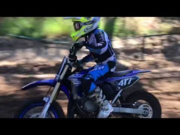 Yamaha grizzly mvd 65cc rider jayson van Drunen in the deep sand of Horst p2