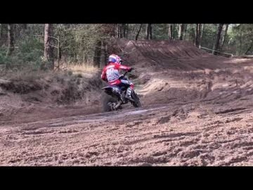 Muddy. Motocross in Budel